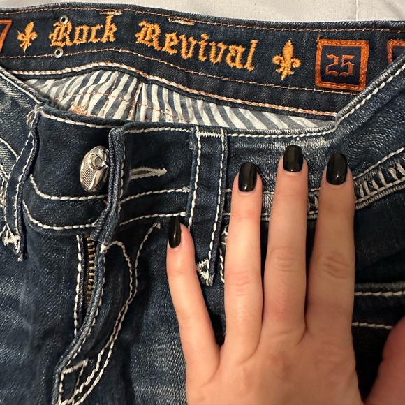 Some capris ! - Picture 1 of 2